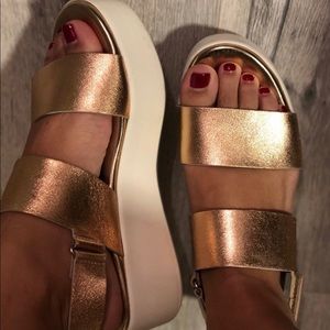Steve Madden Rachel Rose Gold Platform Sandal